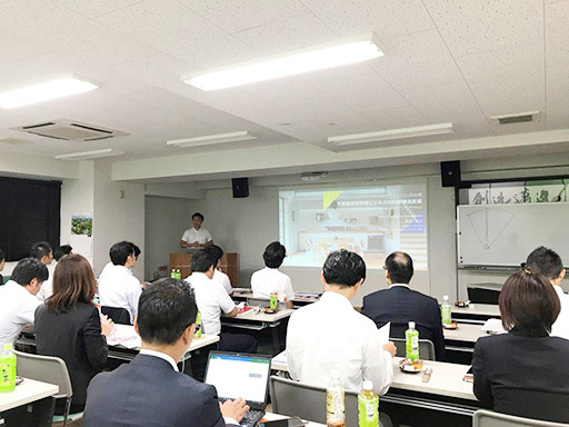 社外講演会の写真